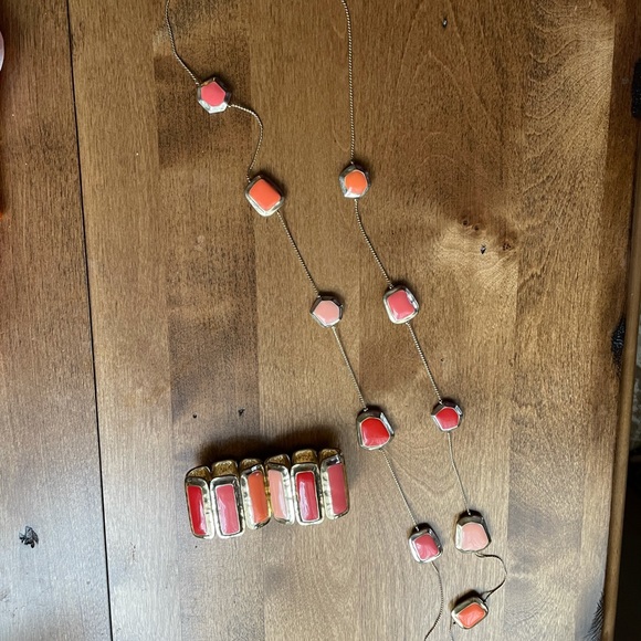 Necklace and bracelet set, orange/salmon pink - Picture 2 of 5